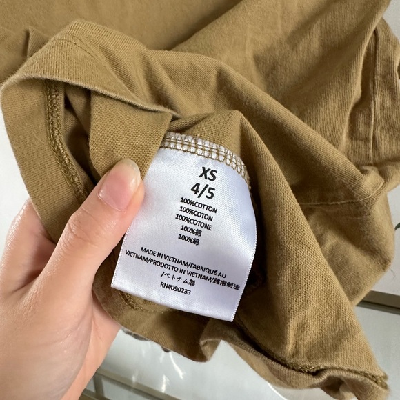 Essentials top - Picture 2 of 6